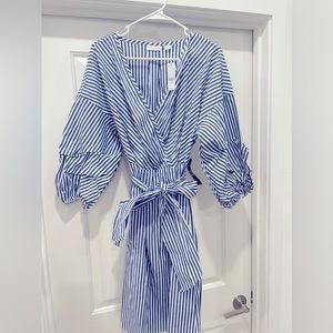 *NWT* New York & Company V-Neck Dress